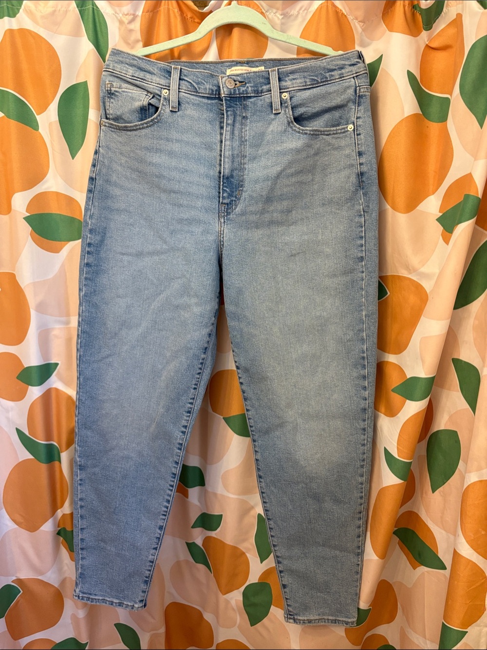 Levi’s Light Wash High Waisted Mom Jean